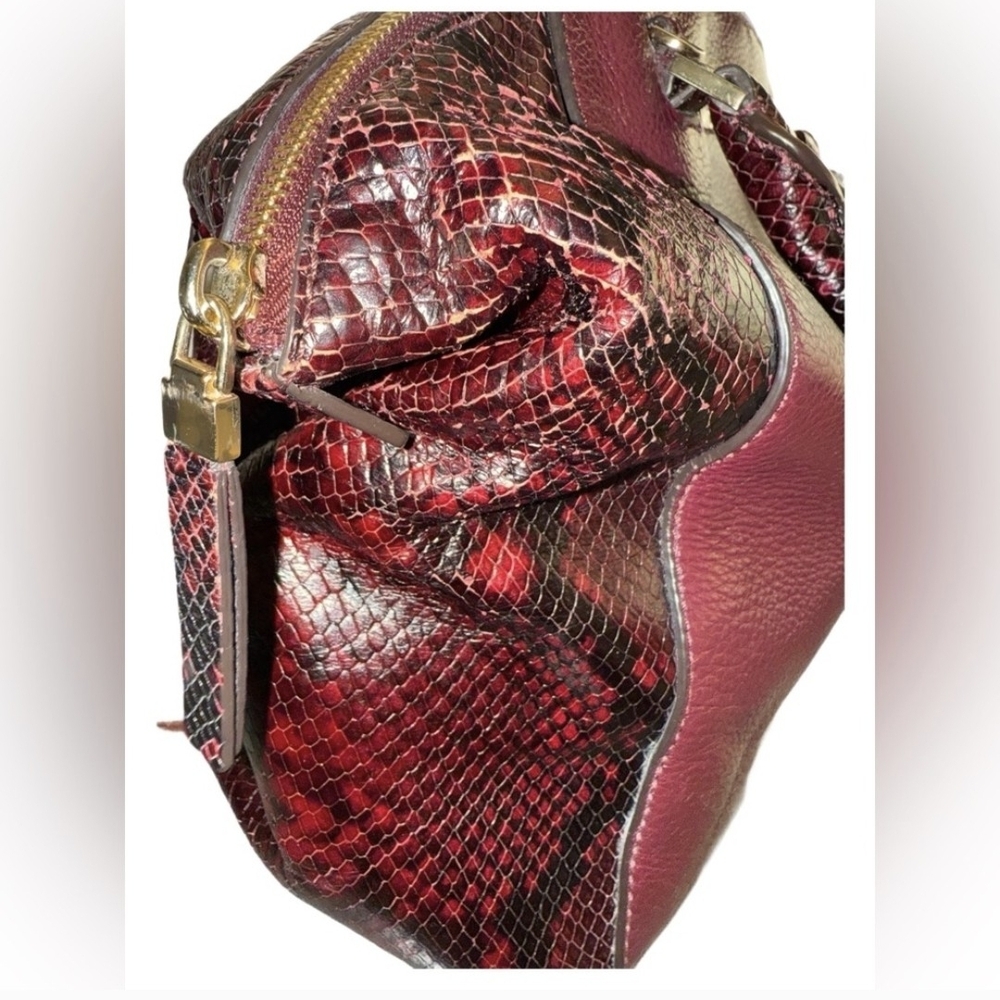 VEUC Michael Kors Riley Burgundy & Black Python Leather Satchel With Dusty - Picture 5 of 9